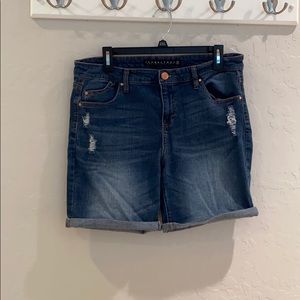 Tinseltown Bermuda shorts Sz 13 juniors